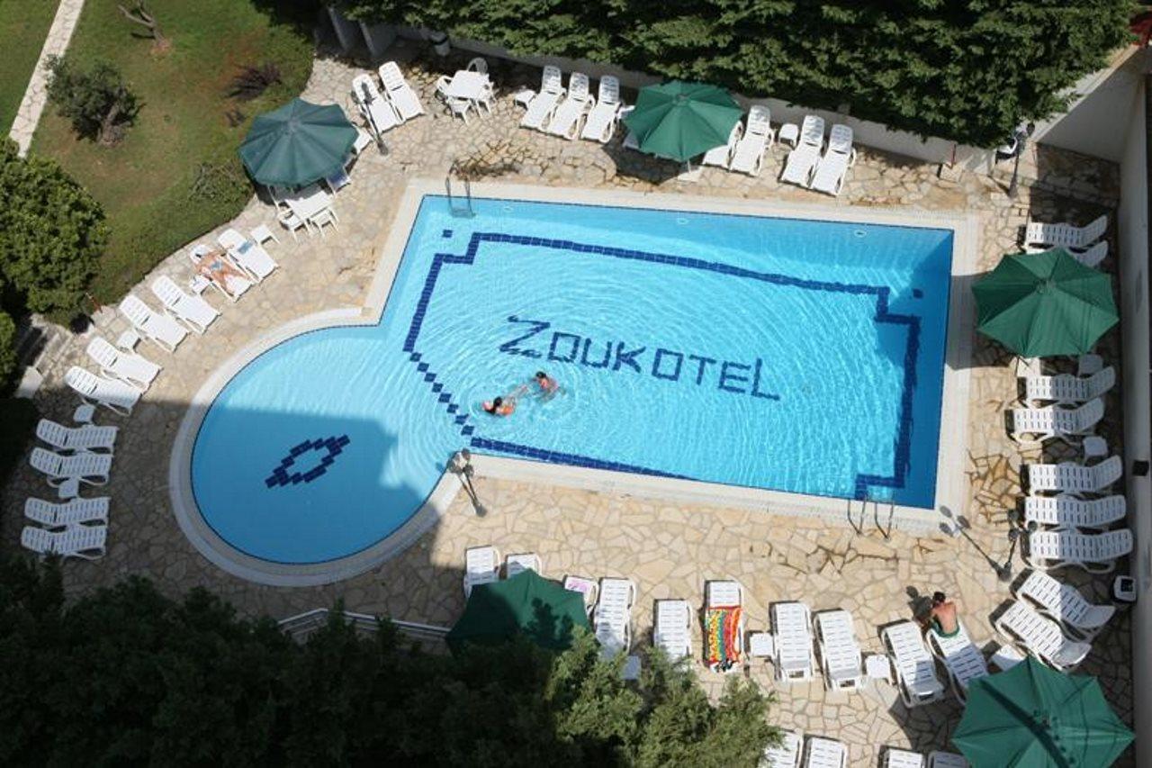 Zoukotel Hotel Jounieh Exterior photo